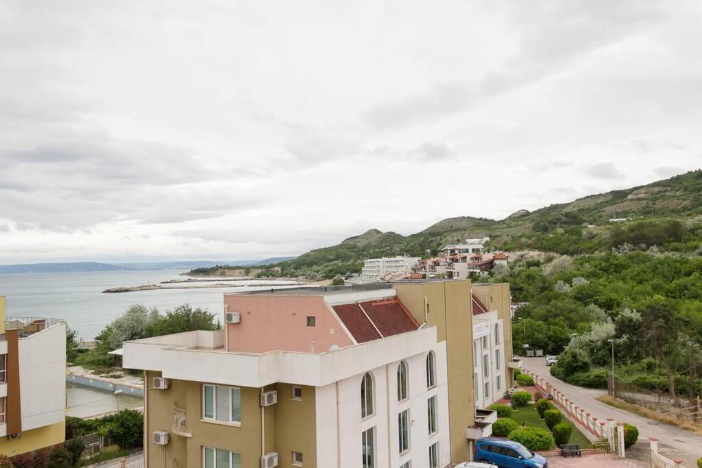 Perfect Summer Vacation Rental - One-Bedroom Flat By Flat Mаnager Topola Exterior foto